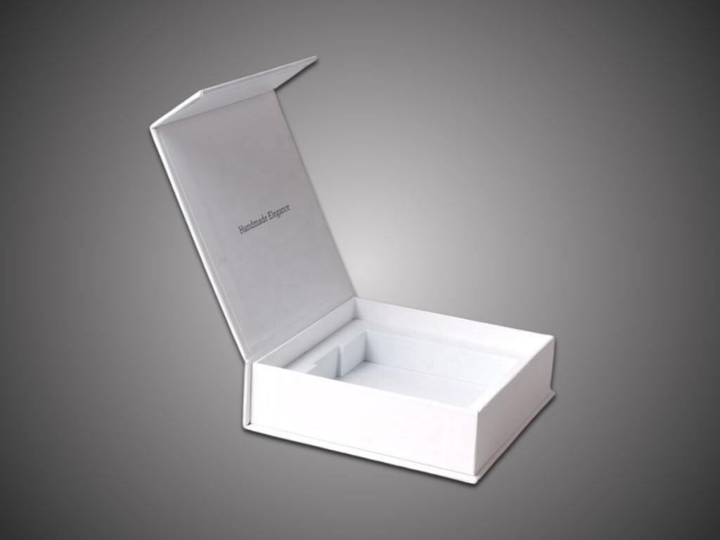 custom white gift box 1 (1)